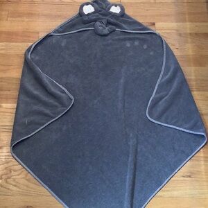 4/$12 elephant baby bath towel